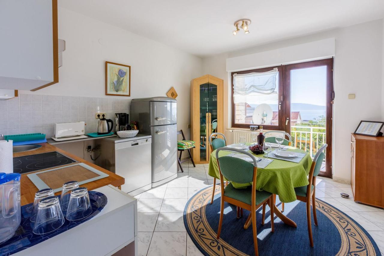 Apartments Budzyn Novi Vinodolski Eksteriør bilde